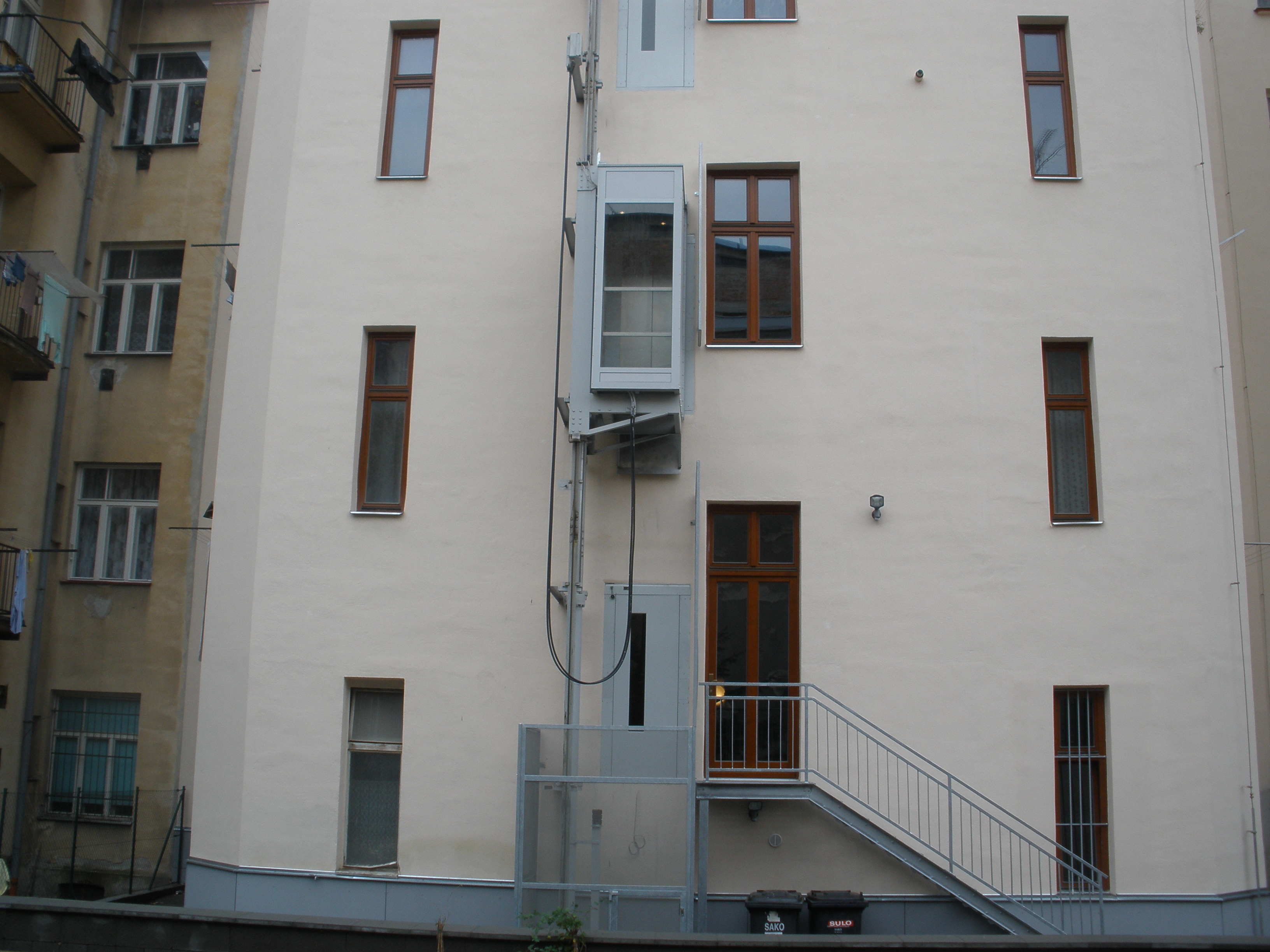 Bytové domy, Praha