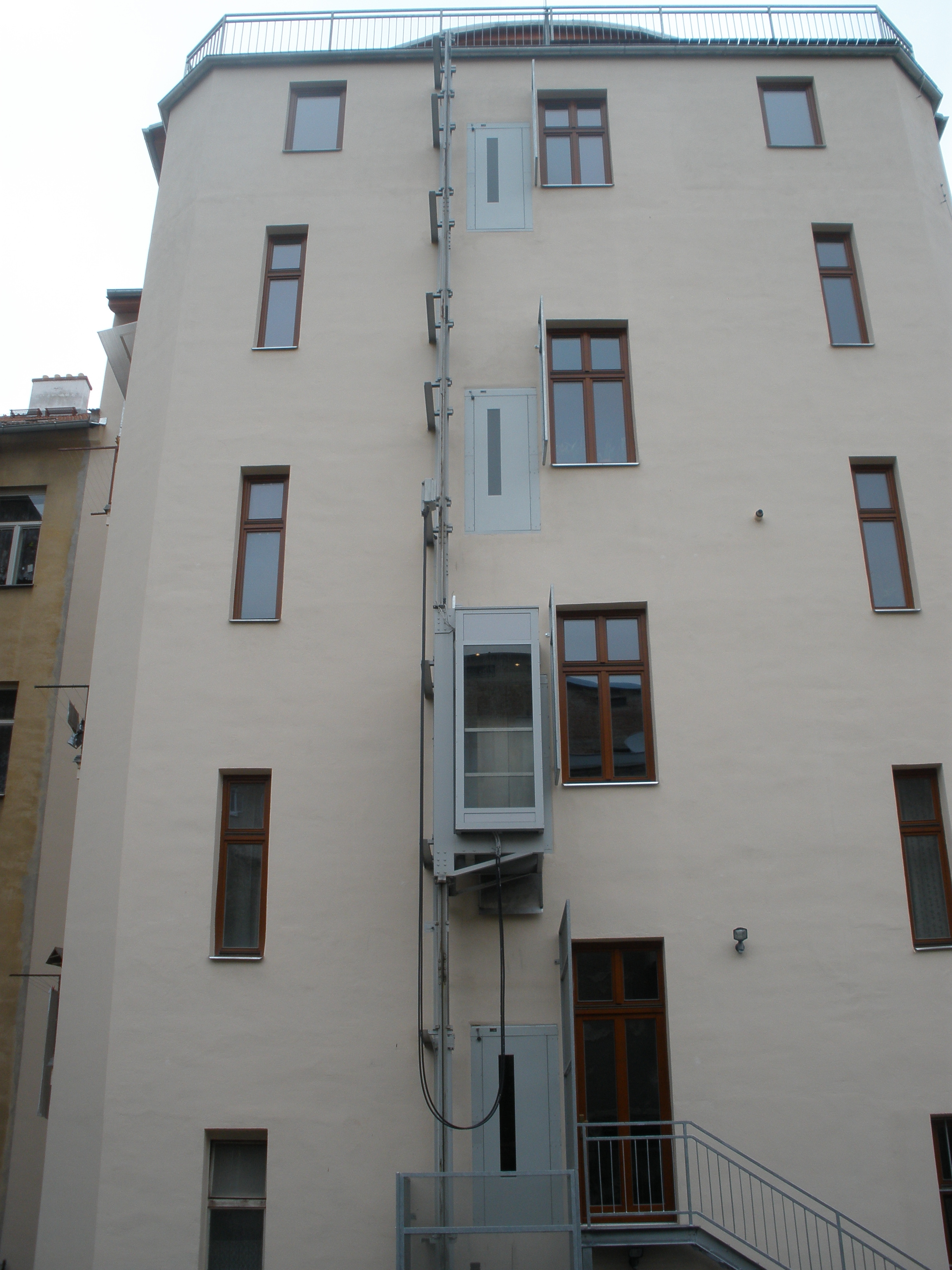 Bytové domy, Praha